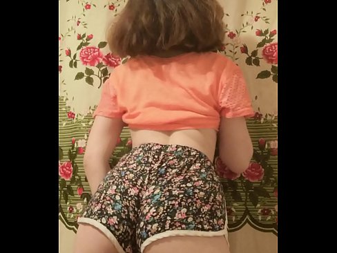 ❤️ Sexy jong baba wat haar kortbroek op kamera uittrek Seksvideo by ons af.vanalize.ru ❌️