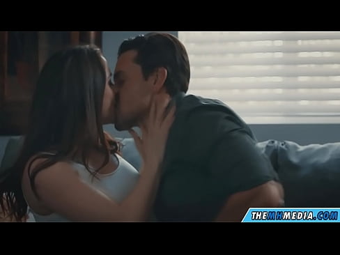 ❤️ Romantiese seks met 'n goeie busty ma Seksvideo by ons af.vanalize.ru ❌️