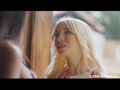 ❤️ Meisie kom 'n paar maande later by die huis en eet uiteindelik haar stiefma se poes Seksvideo by ons af.vanalize.ru ❌️