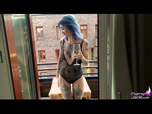 ❤️ Geweldige meisie suig met 'n gulp en fokken passievol onder die oop lug Seksvideo by ons af.vanalize.ru ❌️
